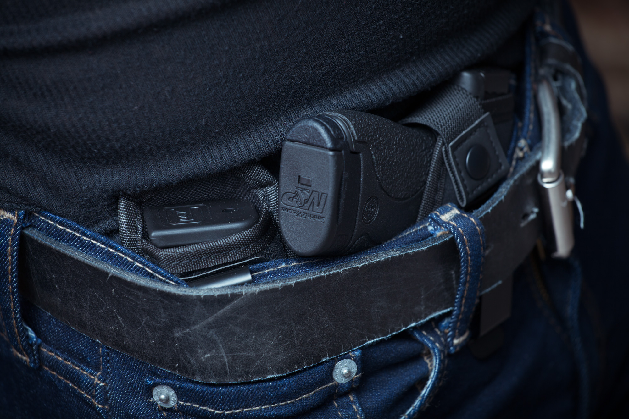 Universal IWB Handgun Magazine Holster (2-pack) - Image 5